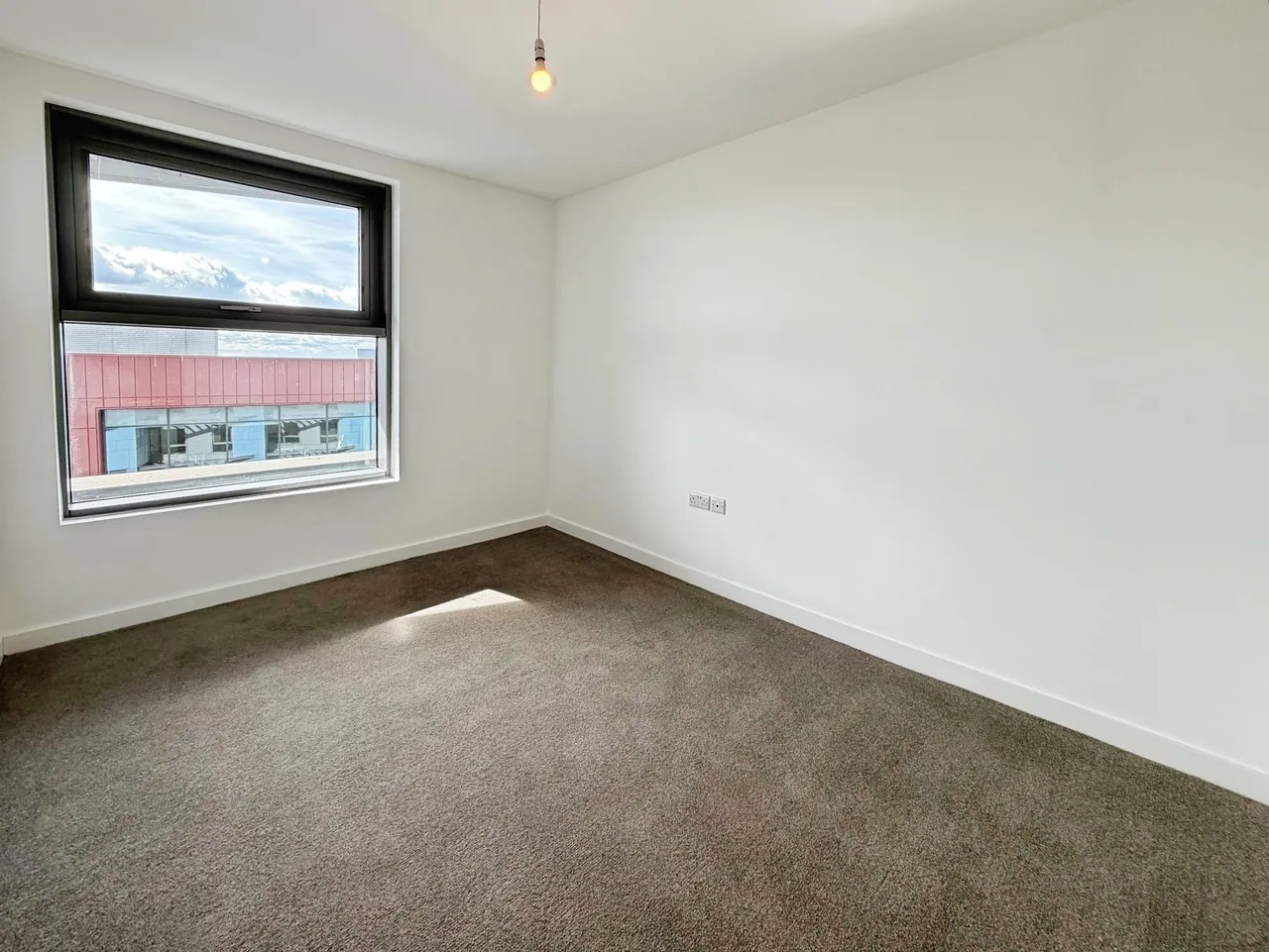 Armstrong House Peterborough, PE2, photo 6