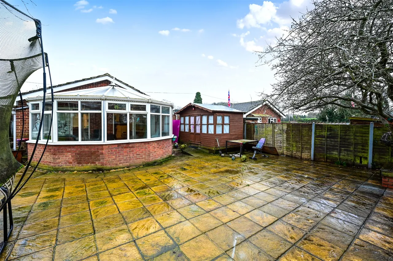 Harpers Road, Ash, Guildford, Surrey, GU12 6BX, photo 6