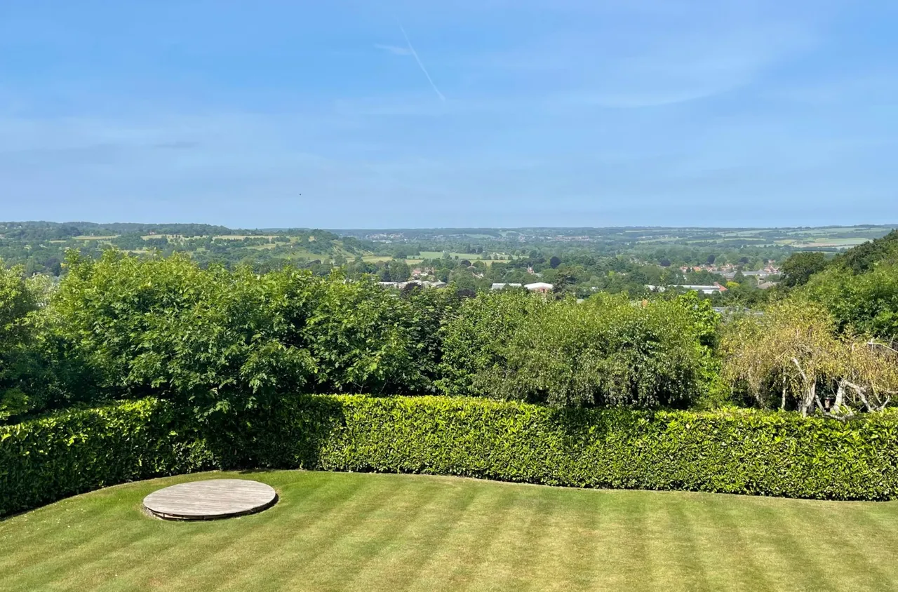 Harvest Hill, Bourne End, SL8, photo 21