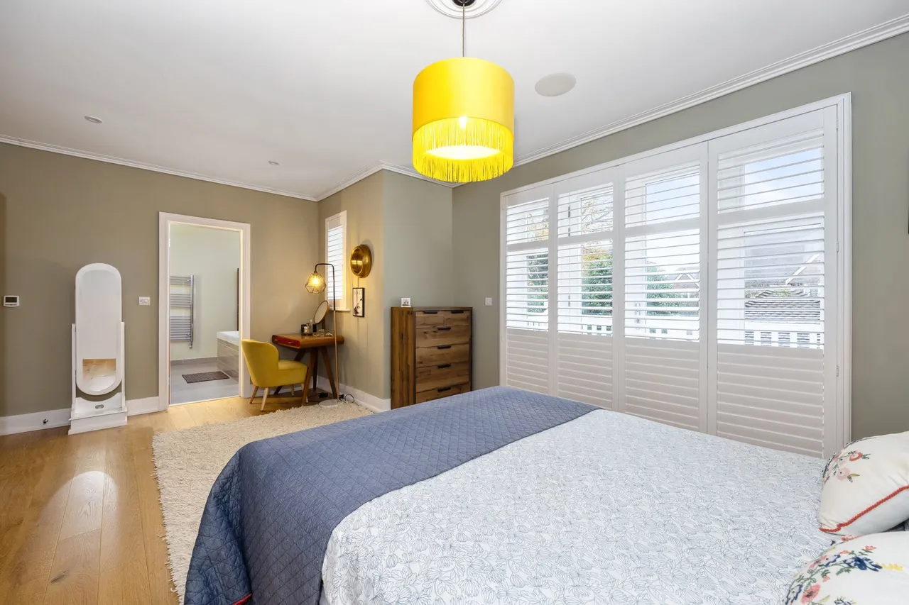 River Walk, Horsham, RH12, photo 26