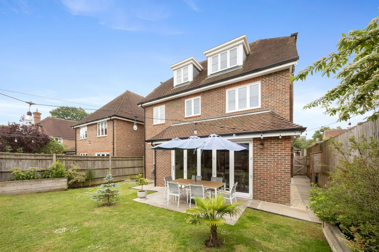 River Walk, Horsham, RH12, photo 32
