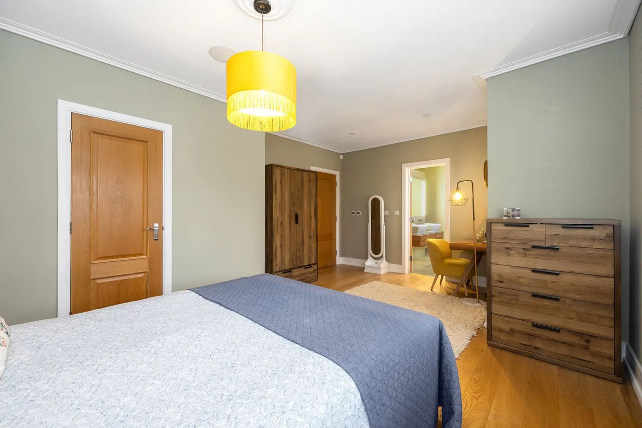 River Walk, Horsham, RH12, photo 19