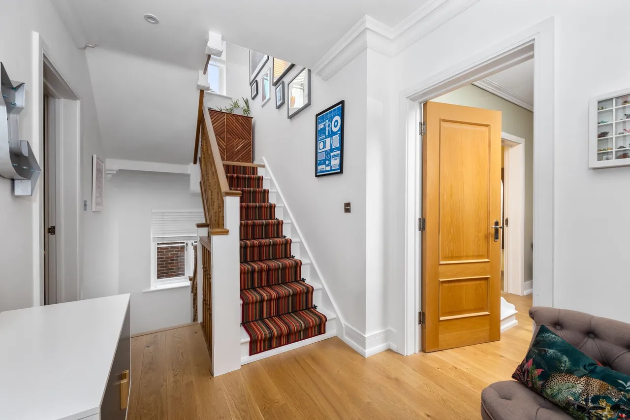 River Walk, Horsham, RH12, photo 17