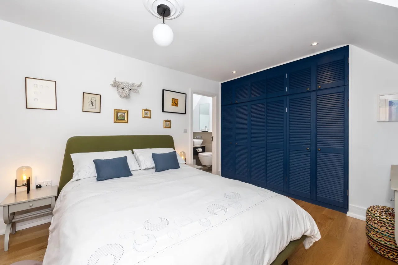 River Walk, Horsham, RH12, photo 21