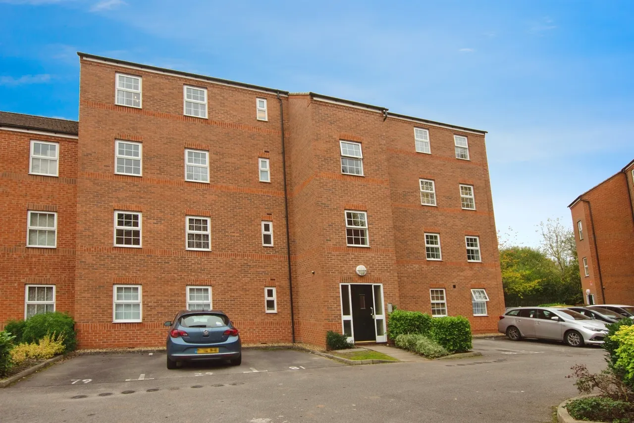 2 bed flat for sale — Potters Hollow, Bulwell, Nottingham