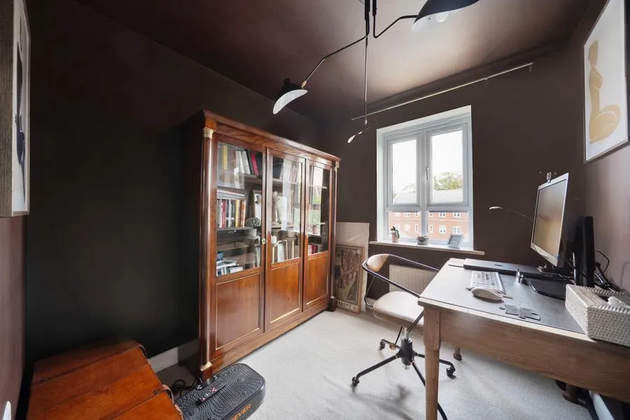 Denman Drive, Newbury, RG14, photo 14