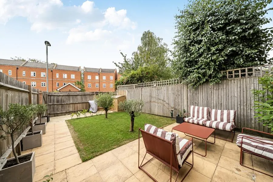 Denman Drive, Newbury, RG14, photo 18