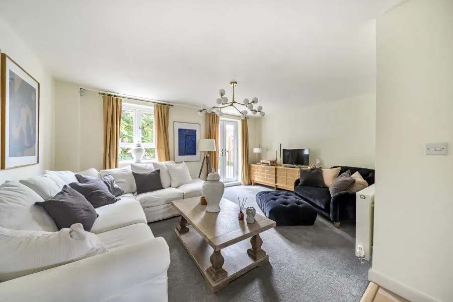 Denman Drive, Newbury, RG14, photo 2