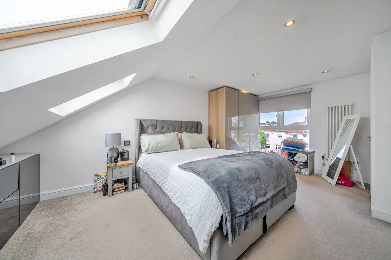 Axminster Crescent, DA16, photo 5