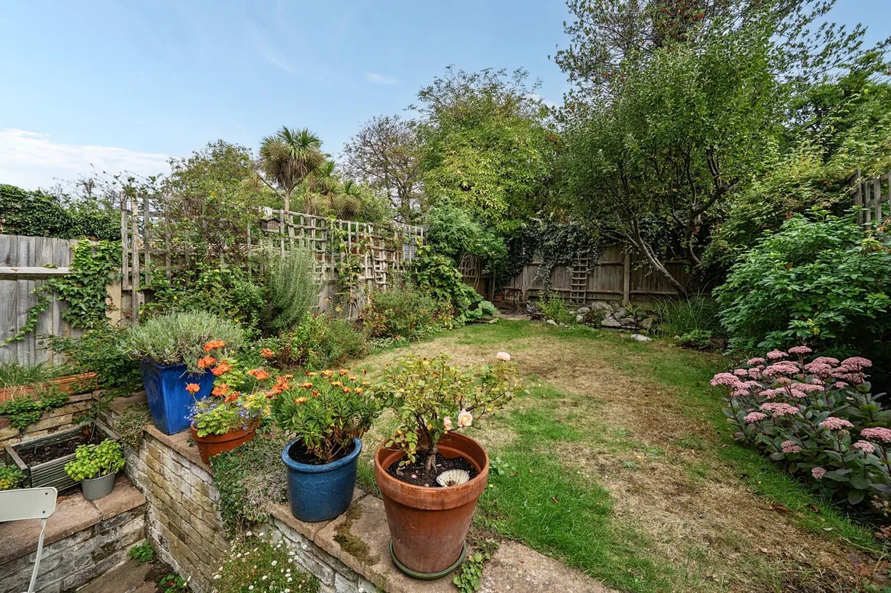 Cleanthus Road, SE18, photo 21