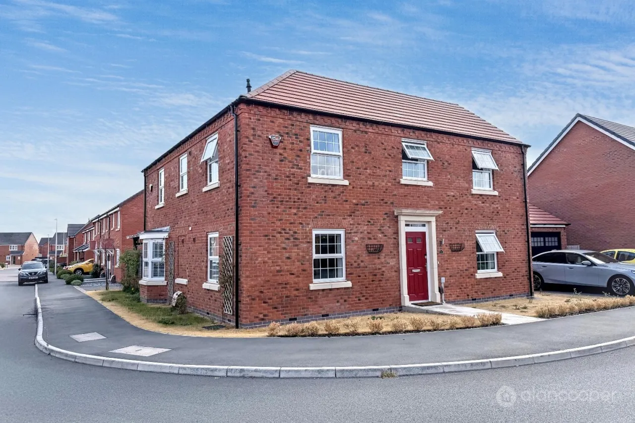 4 bed house for sale, Wyandotte Lane, Nuneaton, CV11