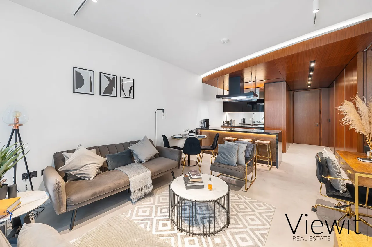 1 bed flat to rent, One Park Drive, Canary Wharf