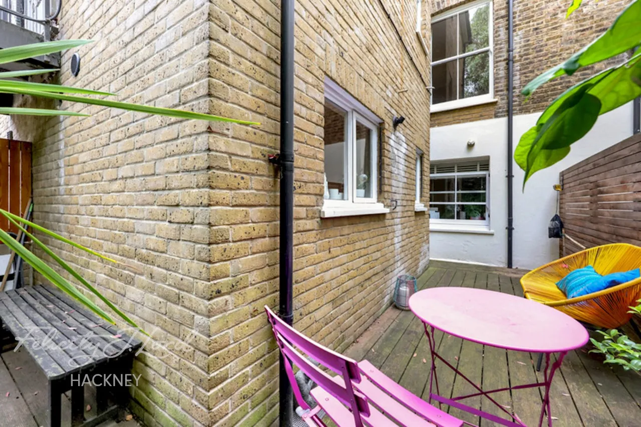 Ainsworth Road, London, E9, photo 3