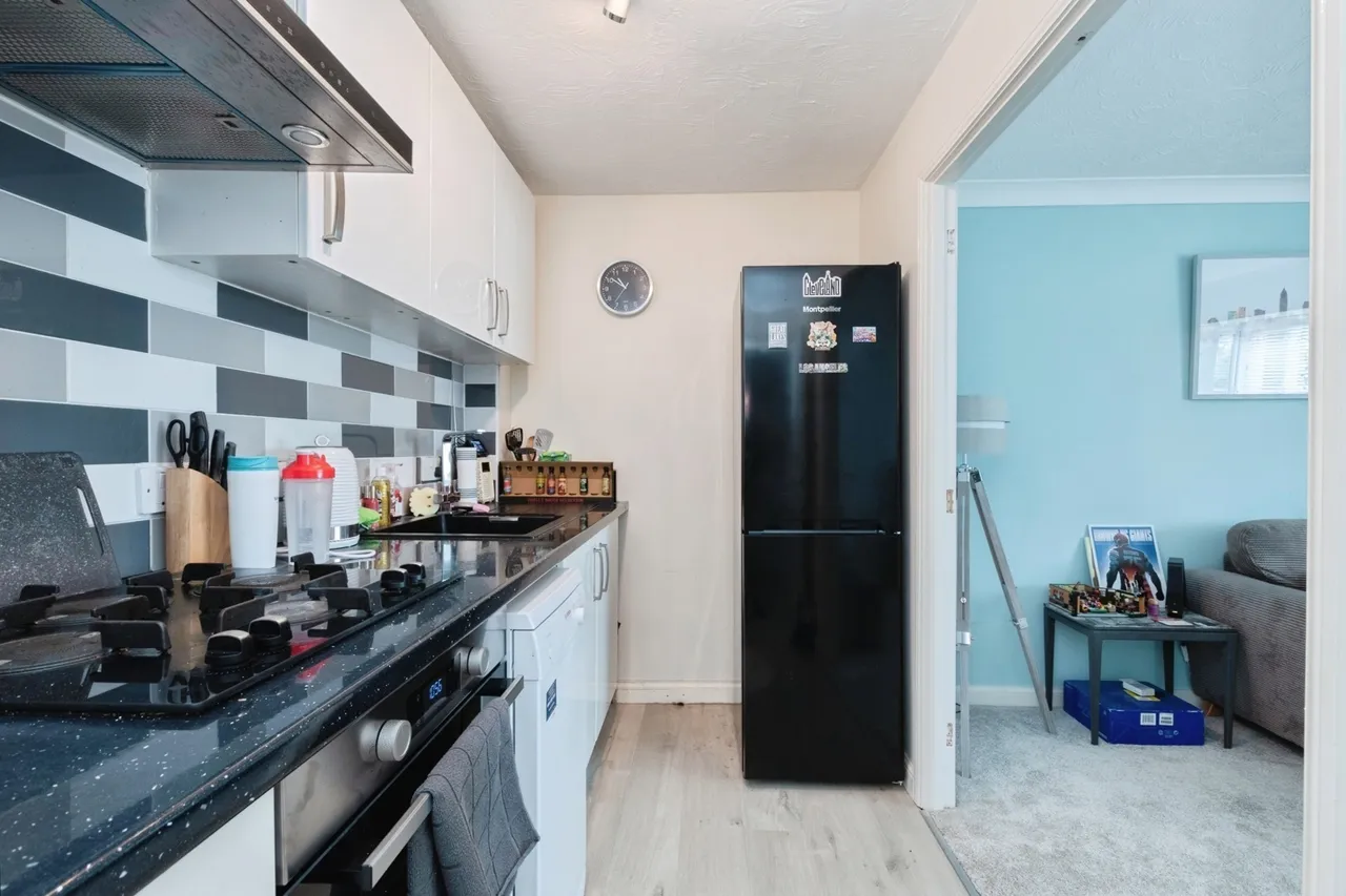 Saffron Way, Knighton Heath, BH11, photo 6