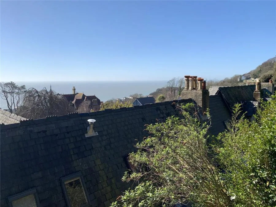 Mitchell Avenue, Ventnor, PO38, photo 21