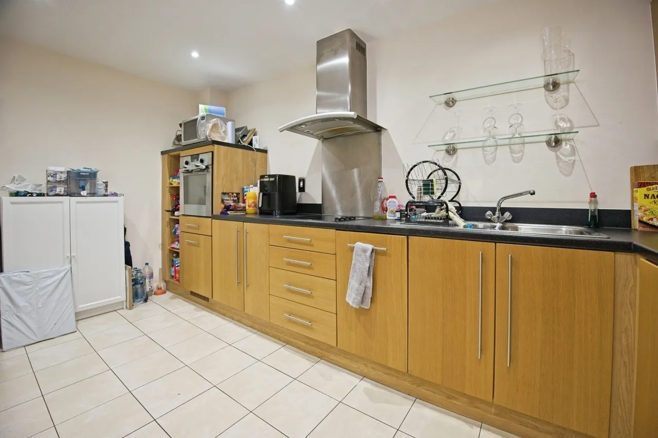 Penstone Court, Chandlery Way, Cardiff, Caerdydd, CF10, photo 5