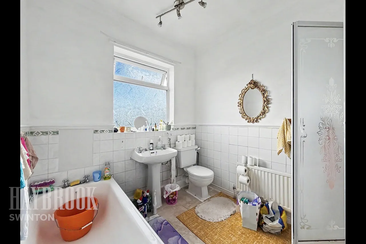 Sandymount Road, Wath Upon Dearne, photo 9