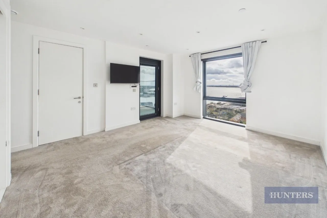 The Moresby Tower, Ocean Village, SO14, photo 9
