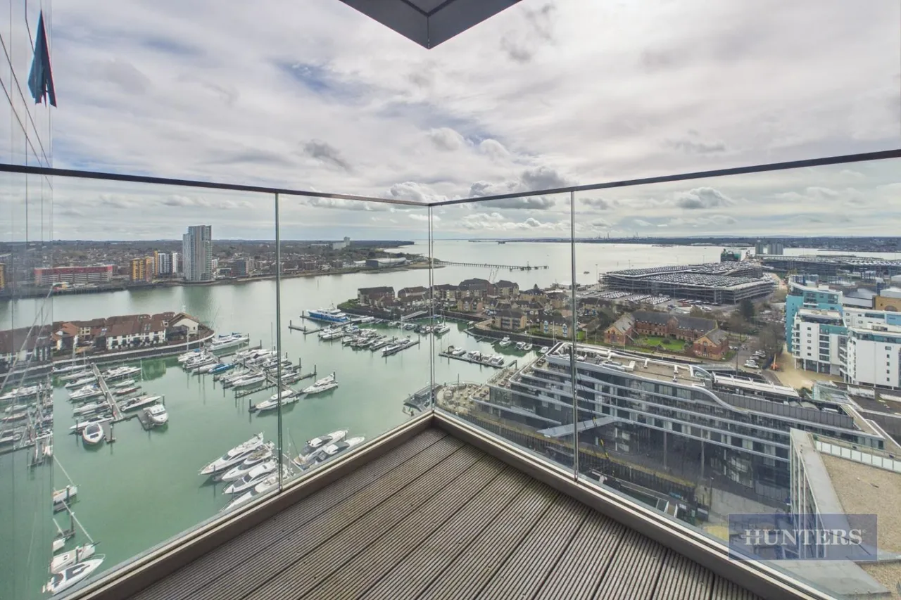 The Moresby Tower, Ocean Village, SO14, photo 4