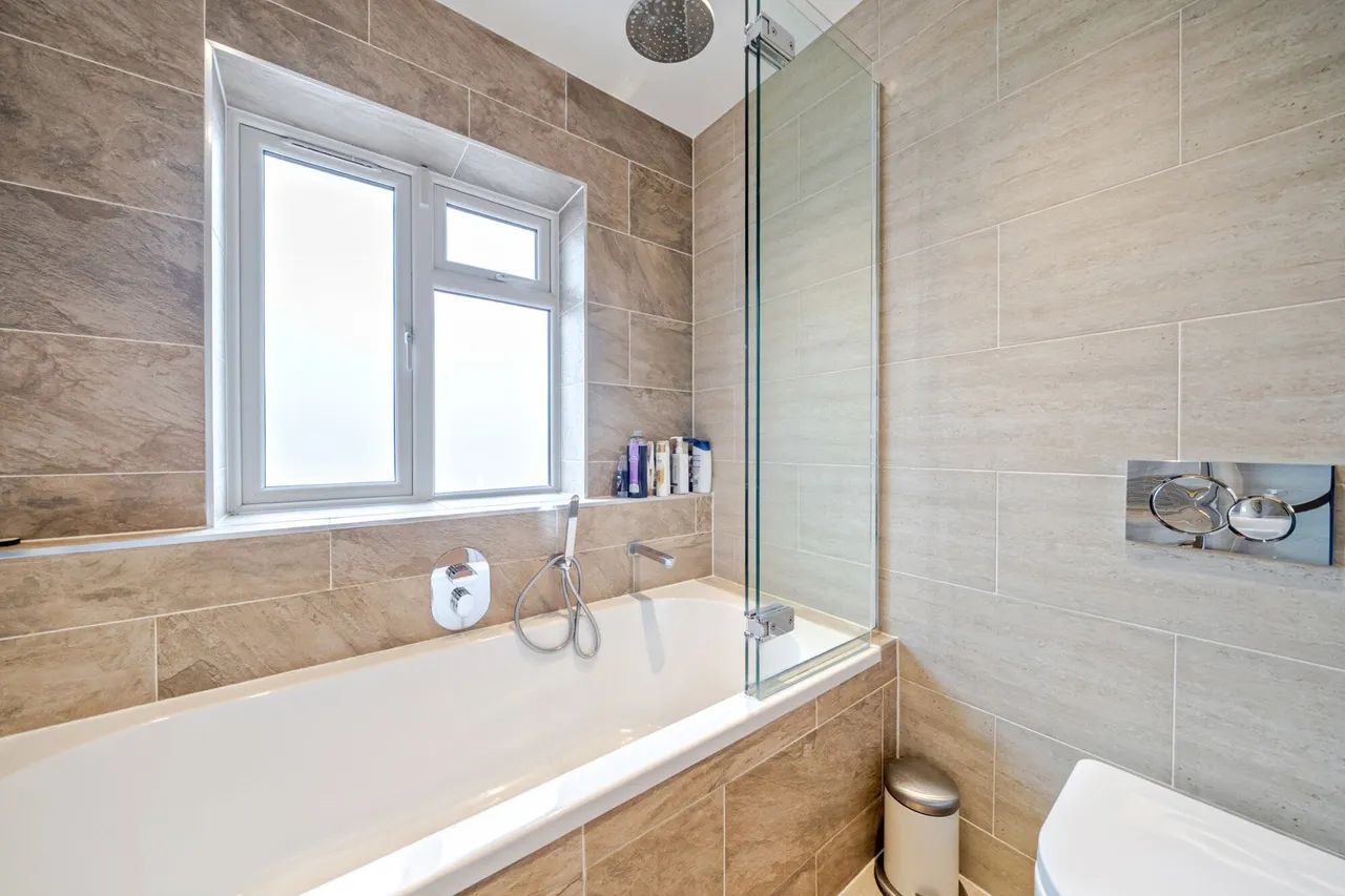 Hilda Vale Road, BR6, photo 17