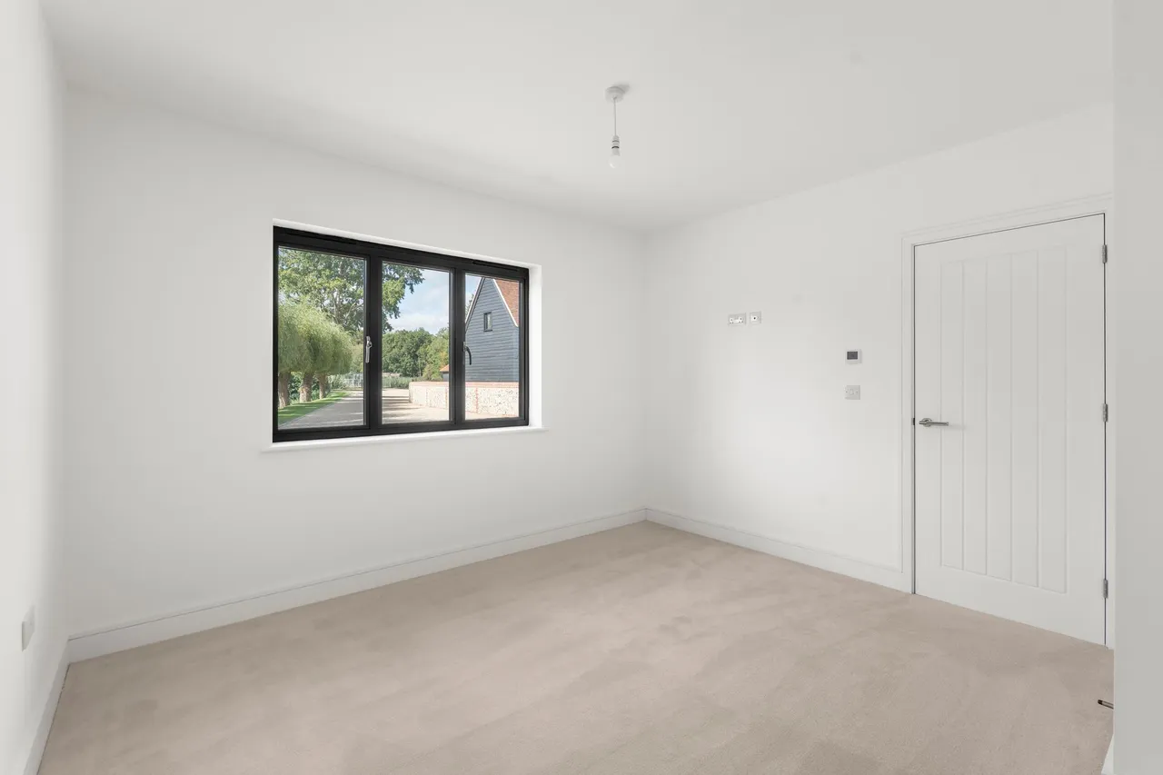 Dunmow Road, Hatfield Heath, CM22, photo 12