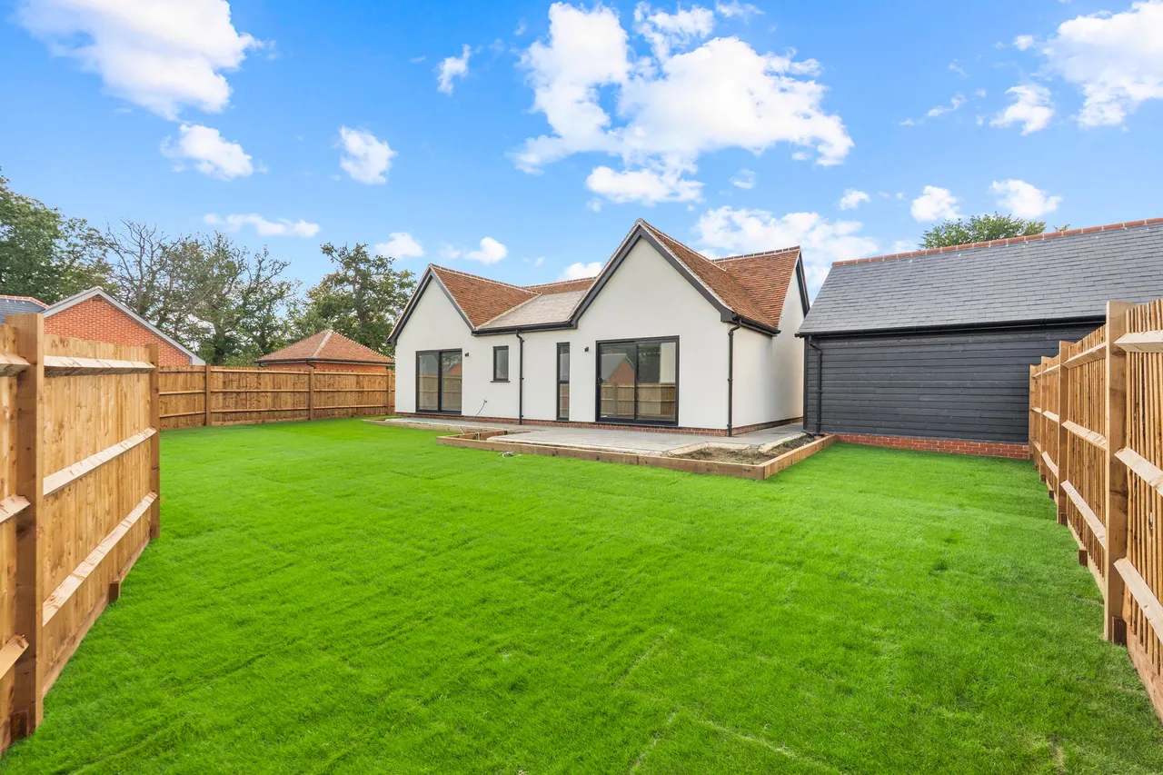 Dunmow Road, Hatfield Heath, CM22, photo 3