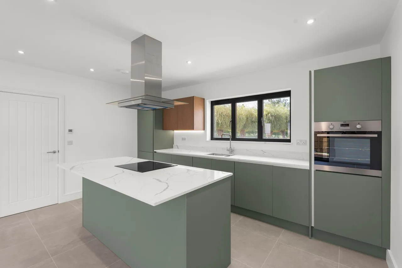 Dunmow Road, Hatfield Heath, CM22, photo 7