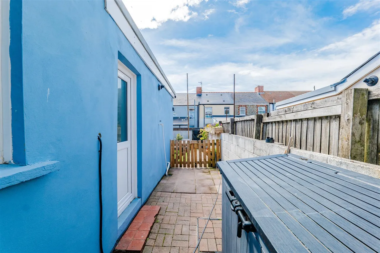 Castle Street, Barry, CF62 6JS, photo 10