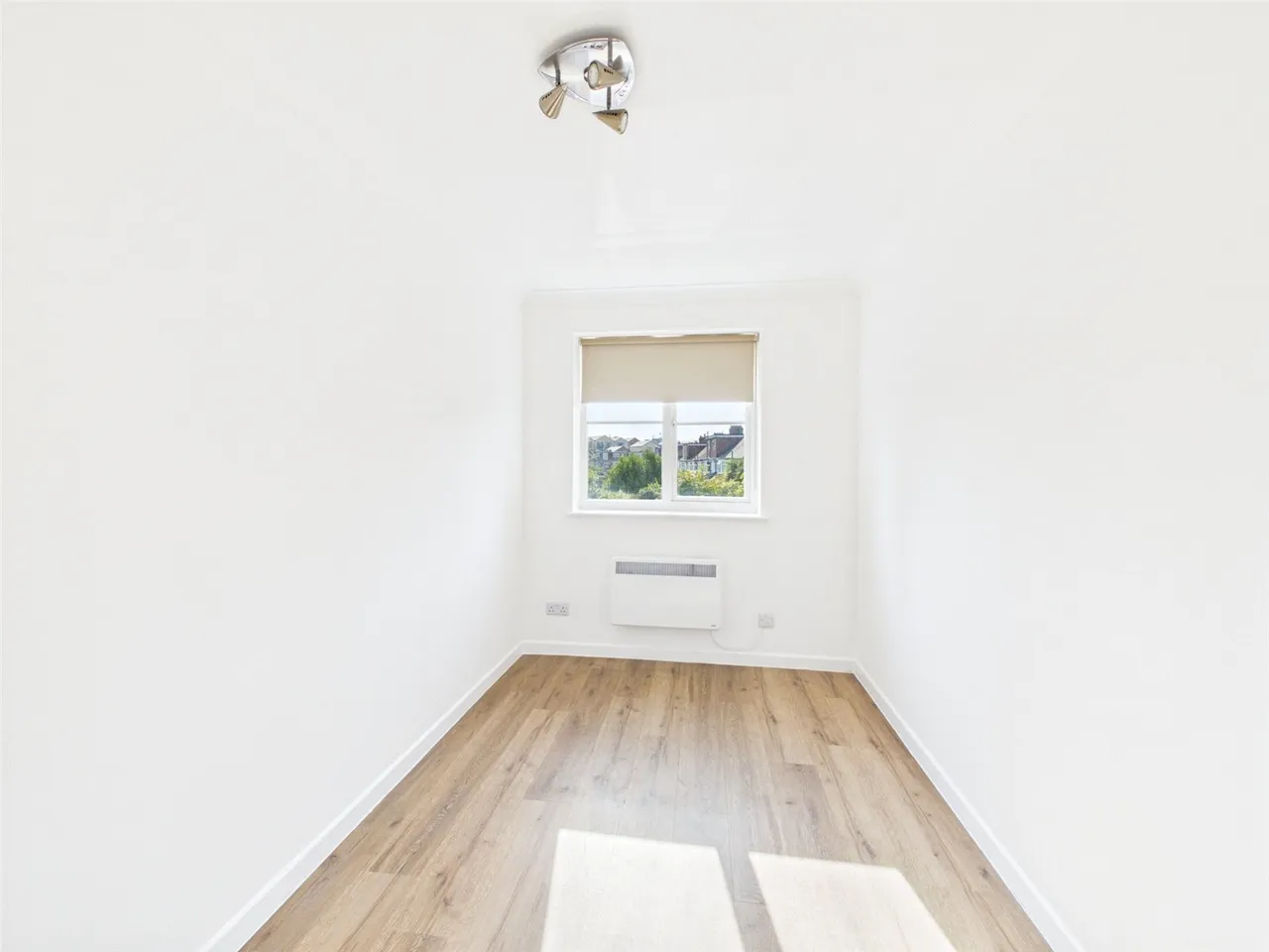 London Road, Isleworth, TW7, photo 6