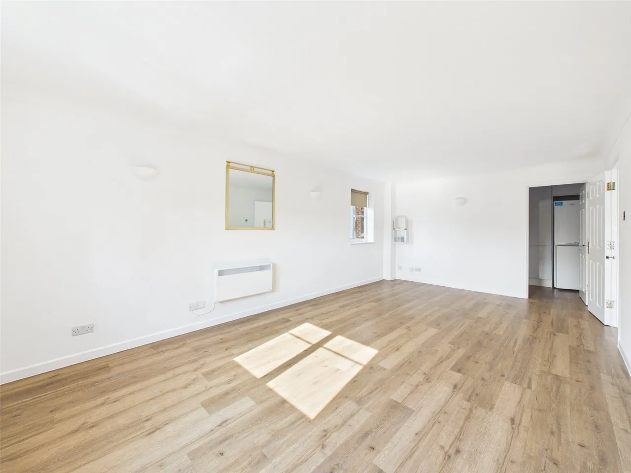 London Road, Isleworth, TW7, photo 3