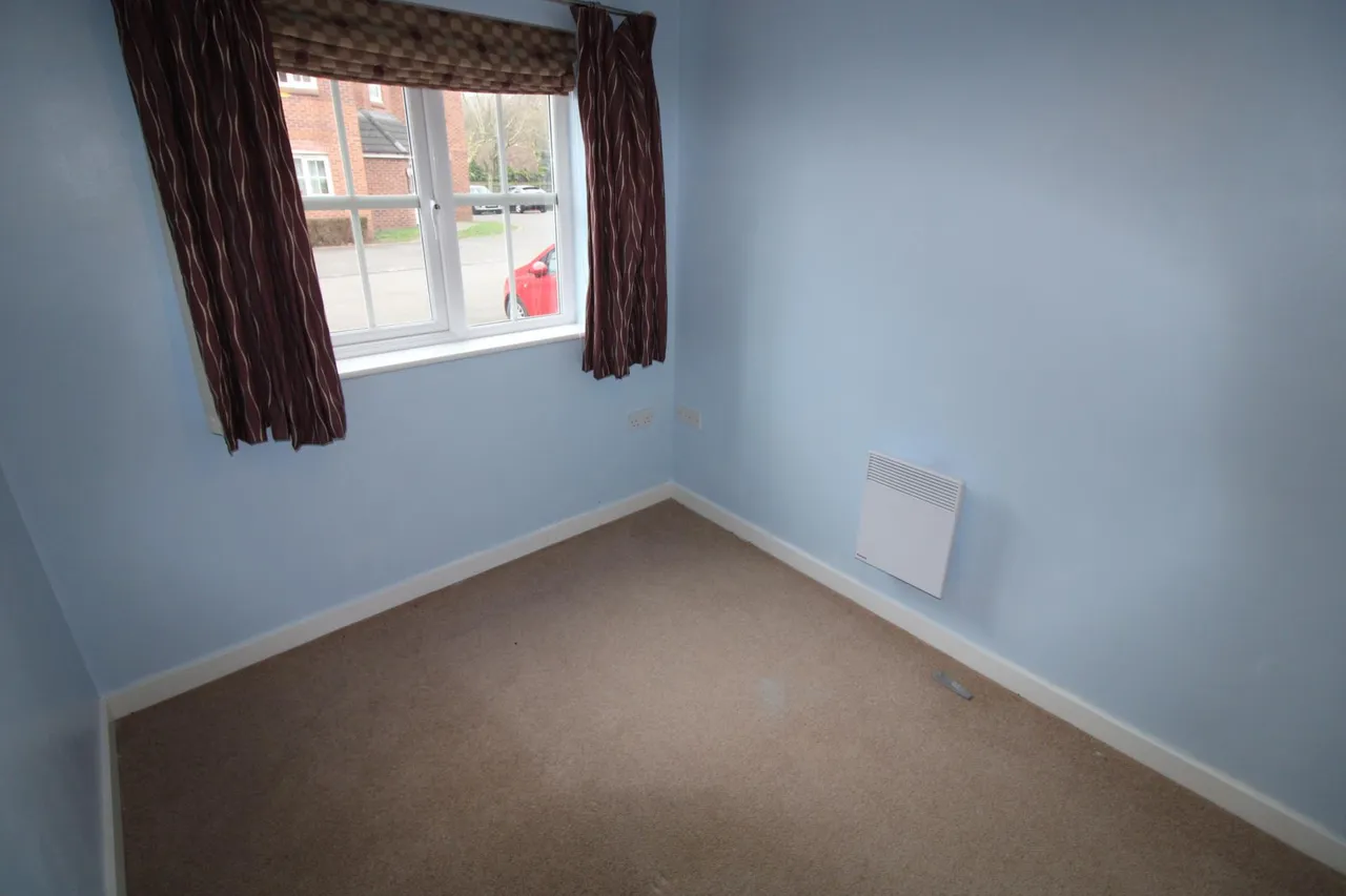 Hendeley Court, Burton upon Trent, DE14, photo 7