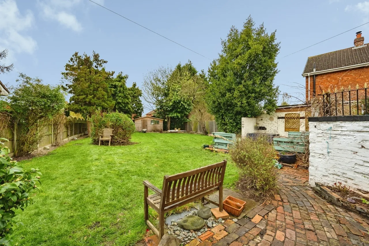 Fazeley Road, Tamworth, B78, photo 33