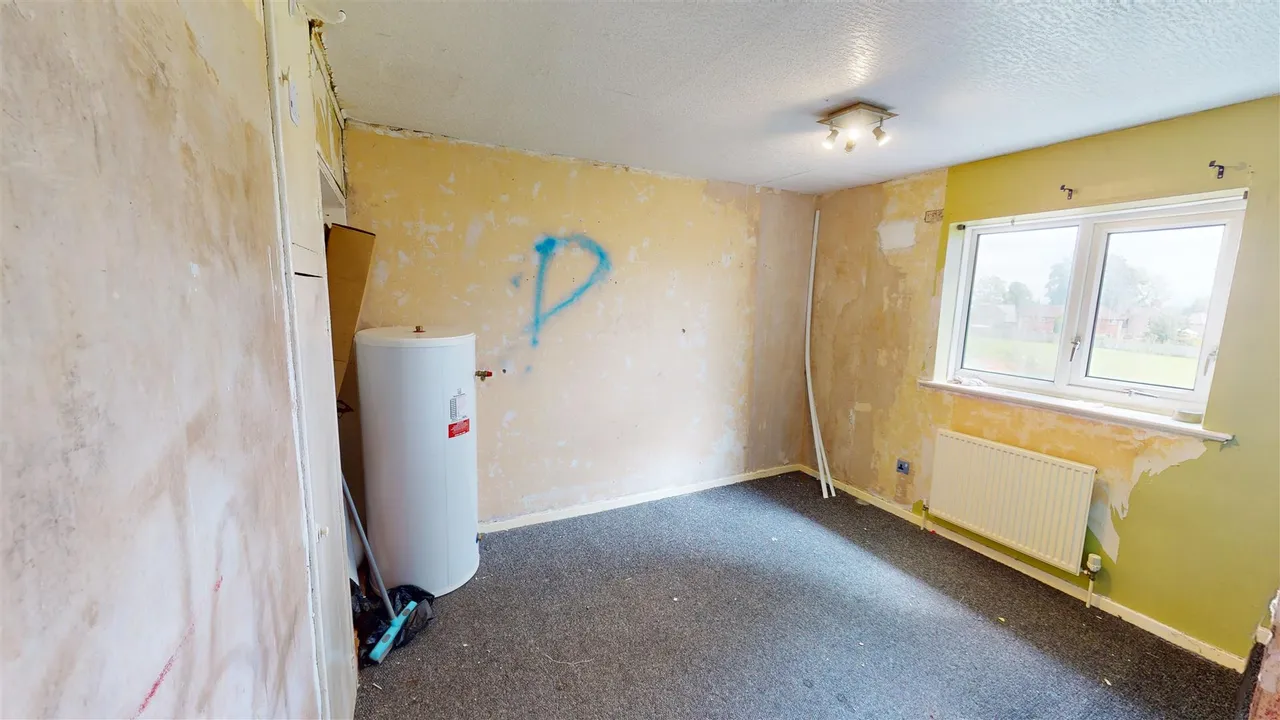 Nevis Grove, Bolton, BL1 6RP, photo 7