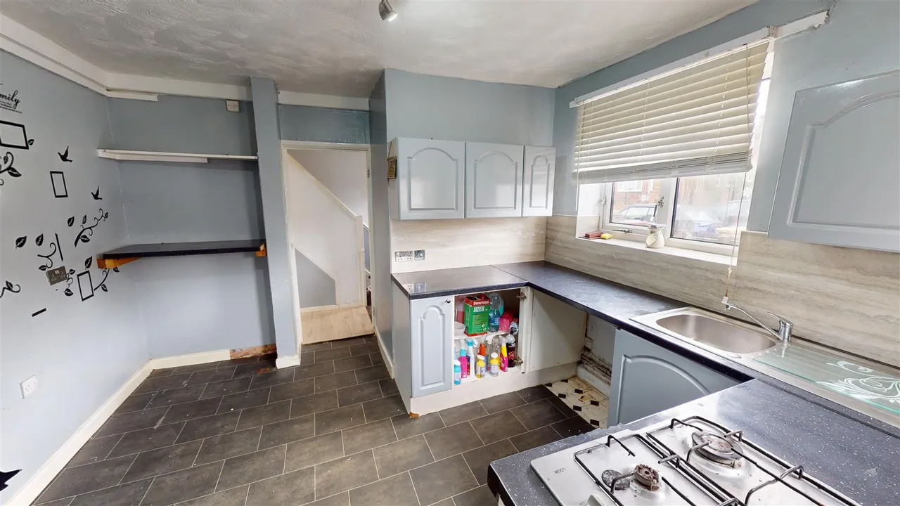 Nevis Grove, Bolton, BL1 6RP, photo 4