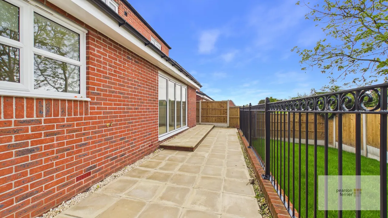 Oaklands Close, Greenmount Manor, Bury, BL9 5FU, photo 11