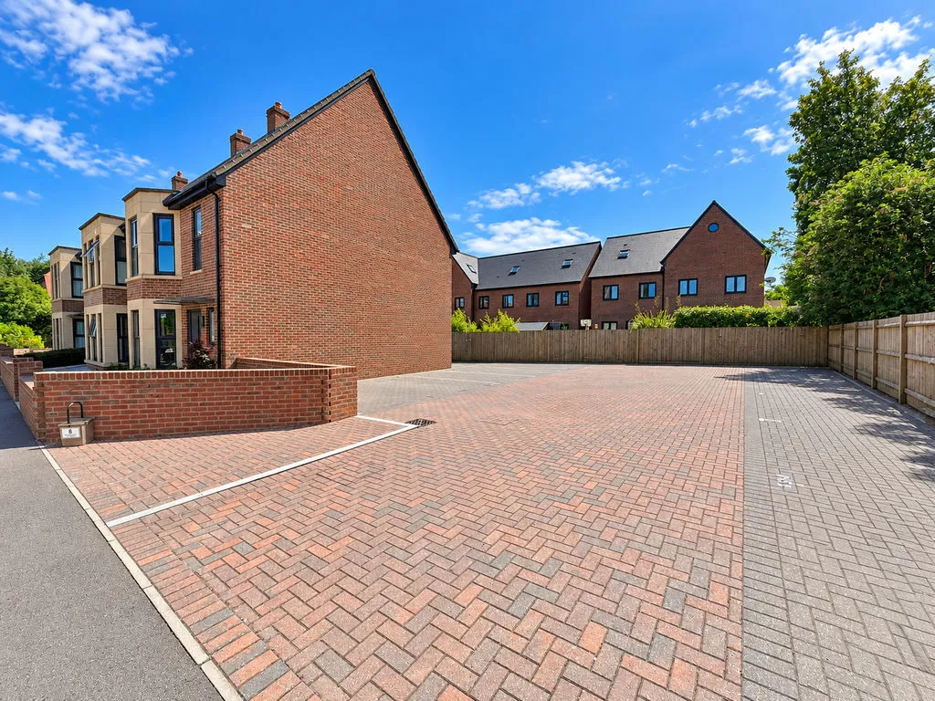 Ashton Road, Dunstable LU6 1NP, photo 27