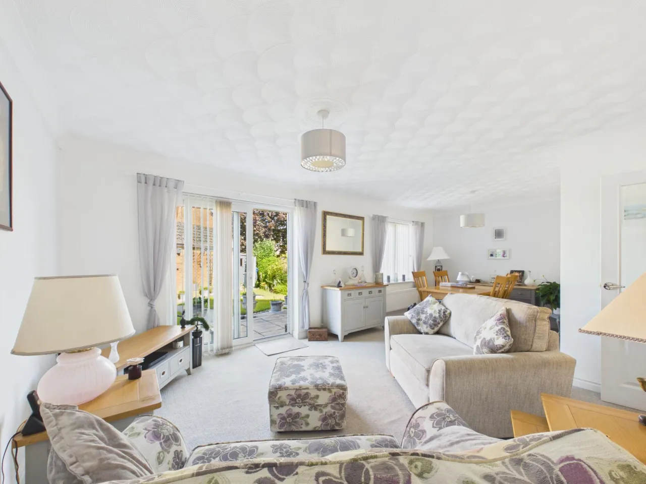 3 bed property for sale, Colsterdale, Lowestoft