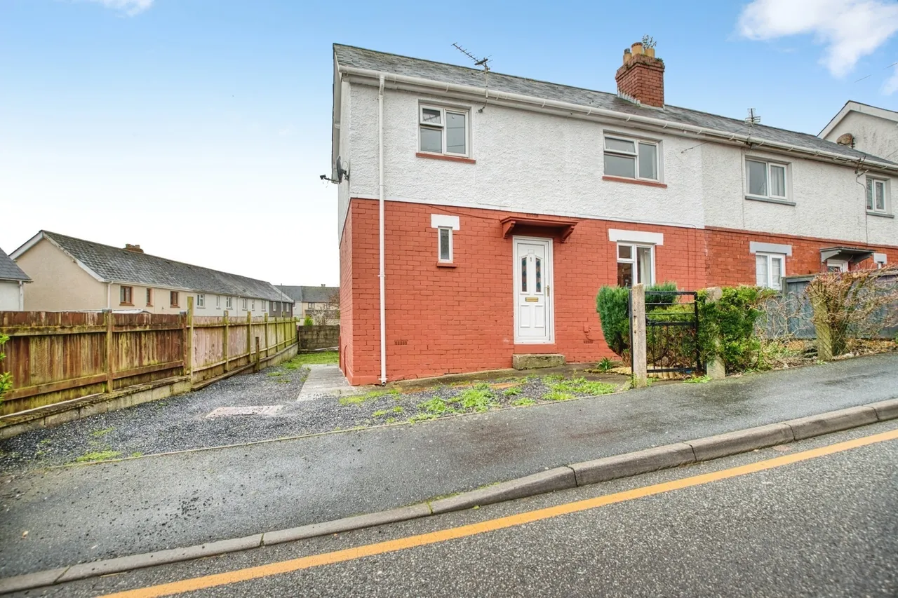 3 bed house for sale, Ferrar Street, Carmarthen, SA31
