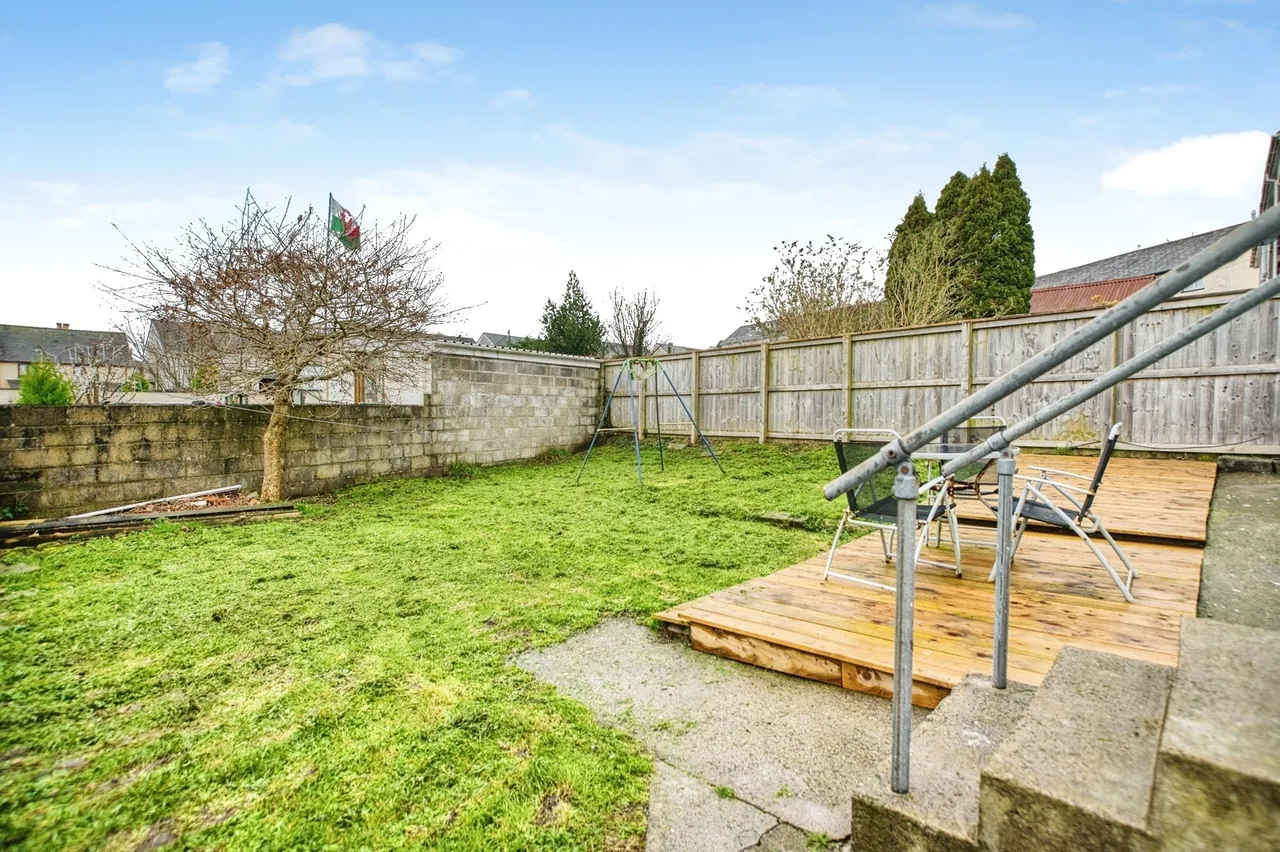Ferrar Street, Carmarthen, SA31, photo 2