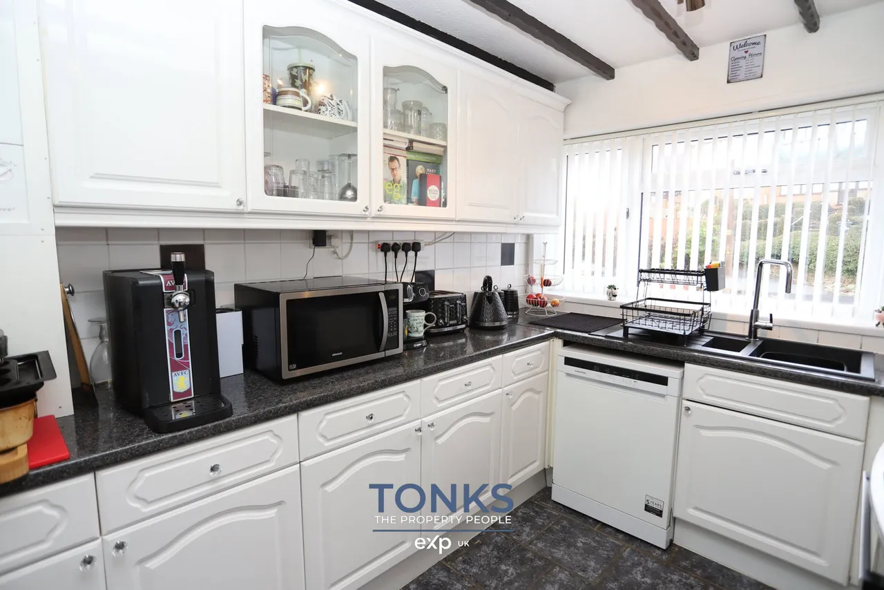 Waterfall Lane, Rowley Regis, B65, photo 5
