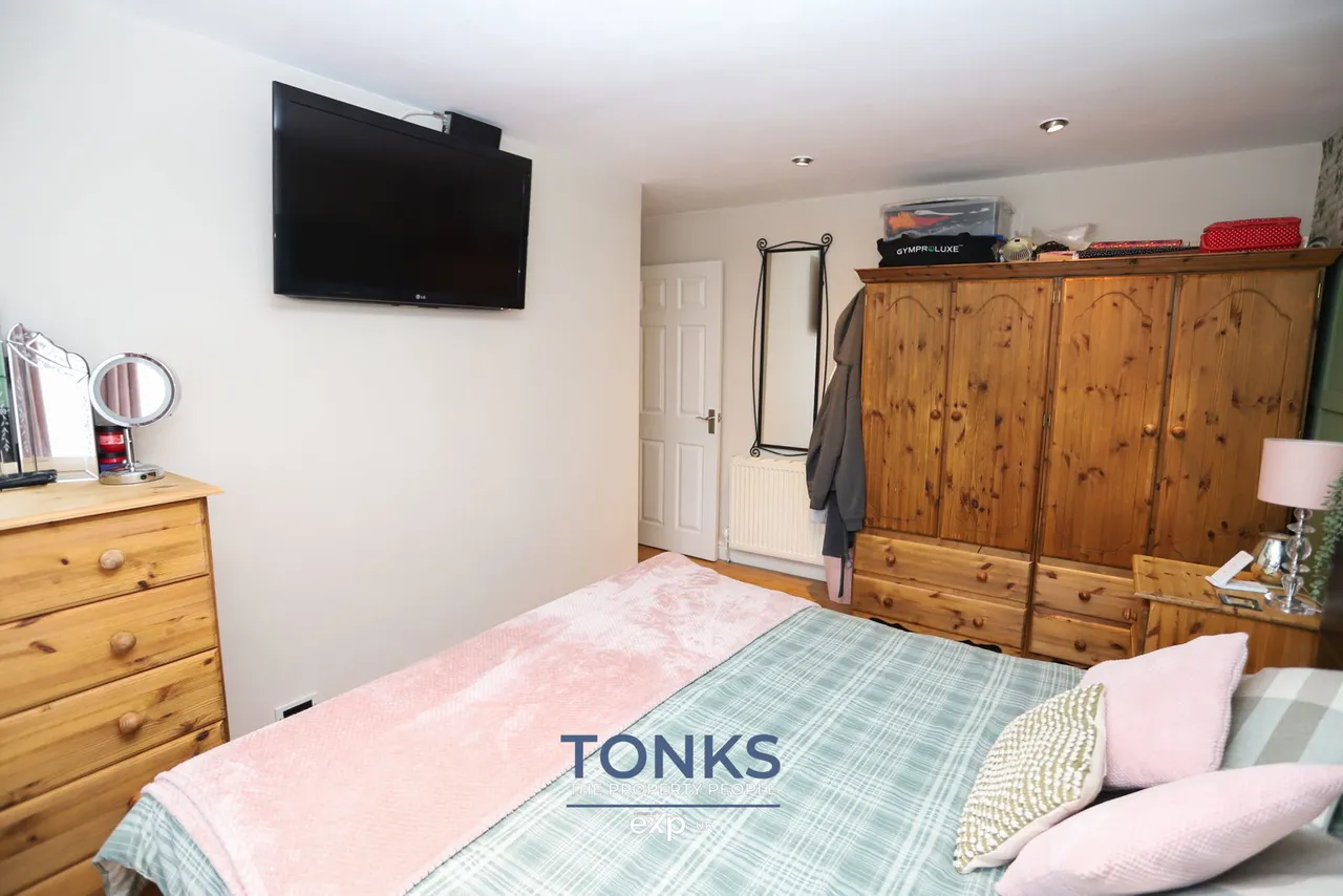 Waterfall Lane, Rowley Regis, B65, photo 8
