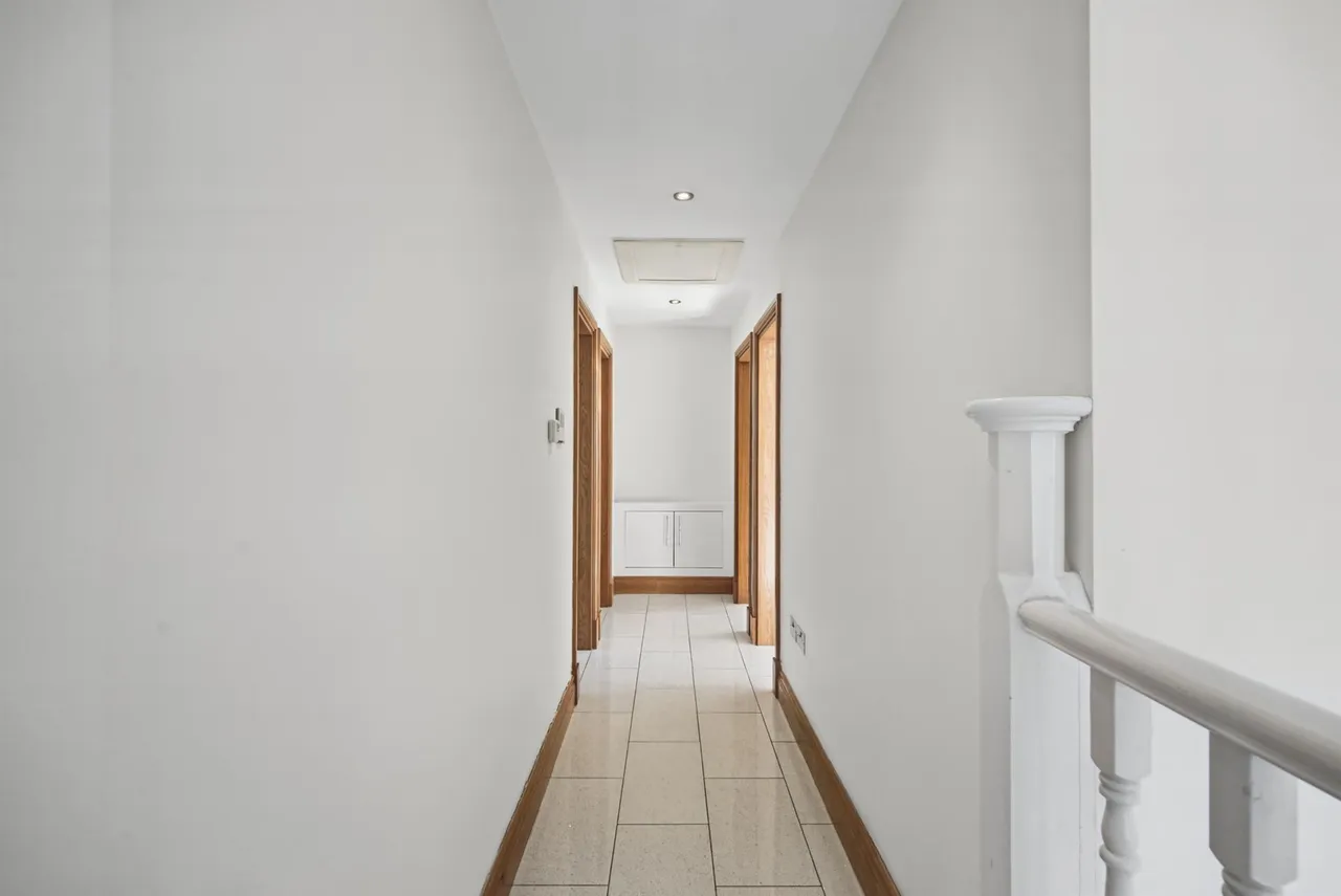 Alexander Avenue, London, NW10, photo 18