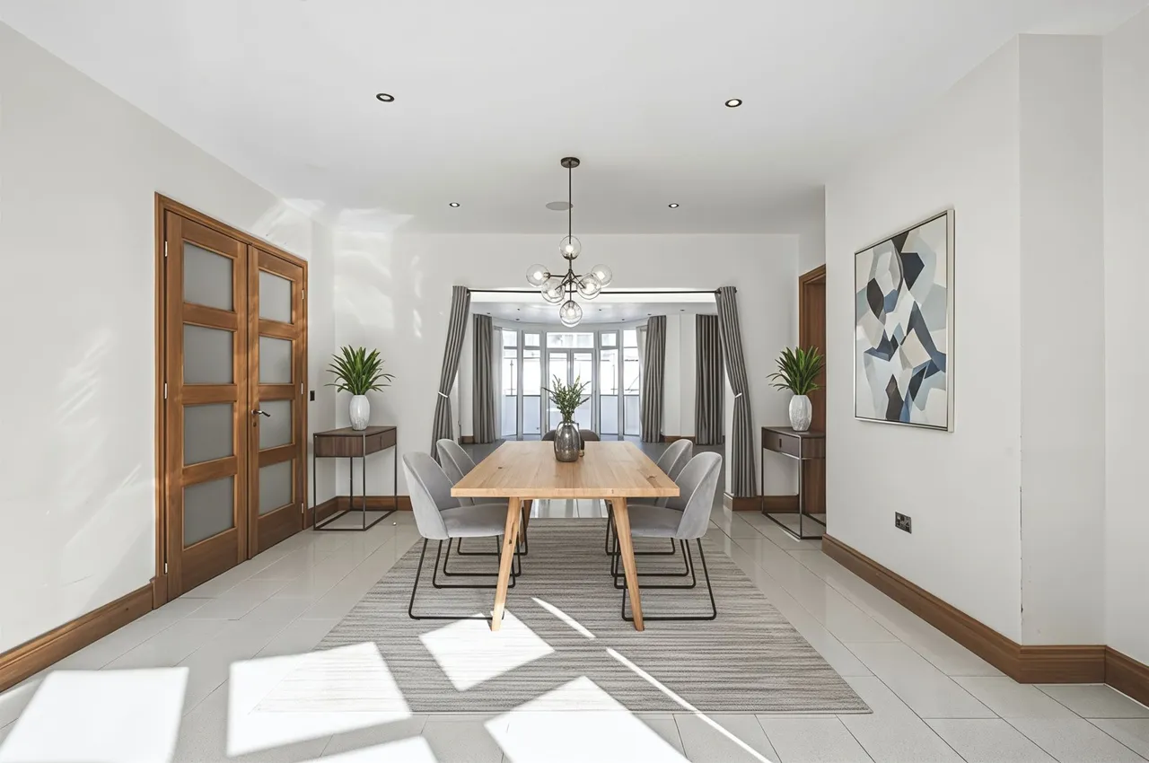 Alexander Avenue, London, NW10, photo 8