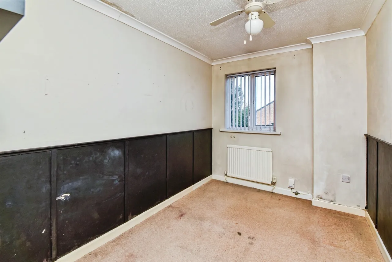 Chestnut Close, Frome, BA11, photo 11