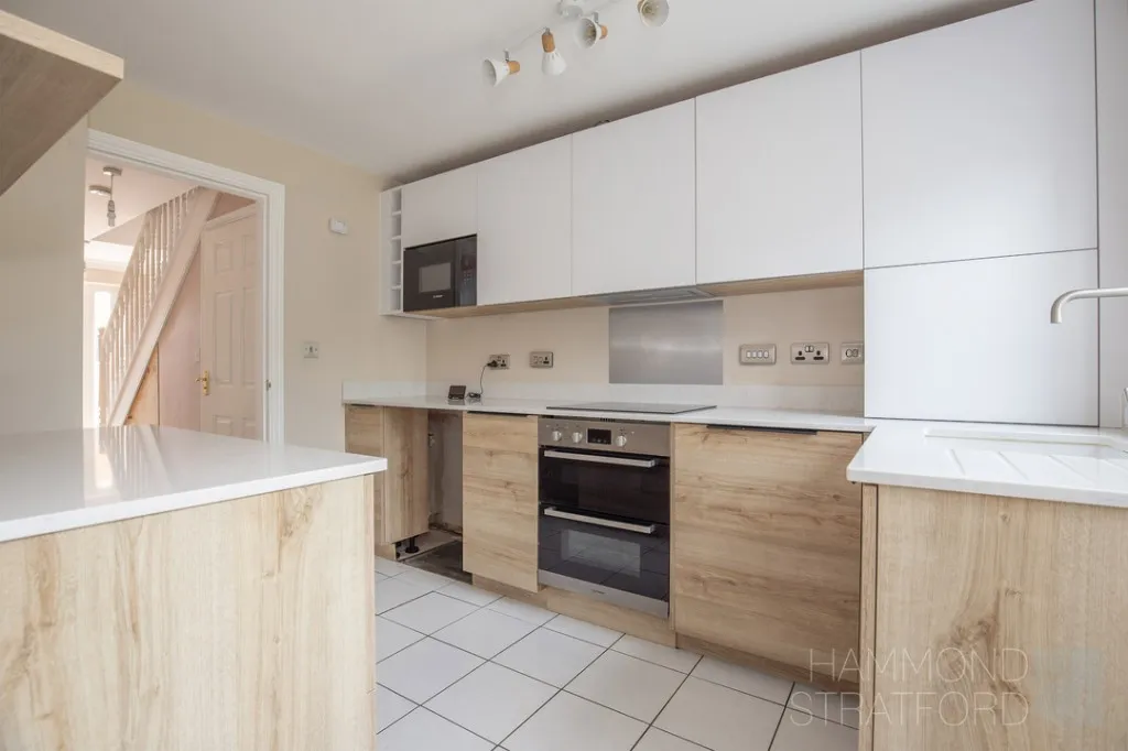 Balmoral Close, Attleborough, photo 5