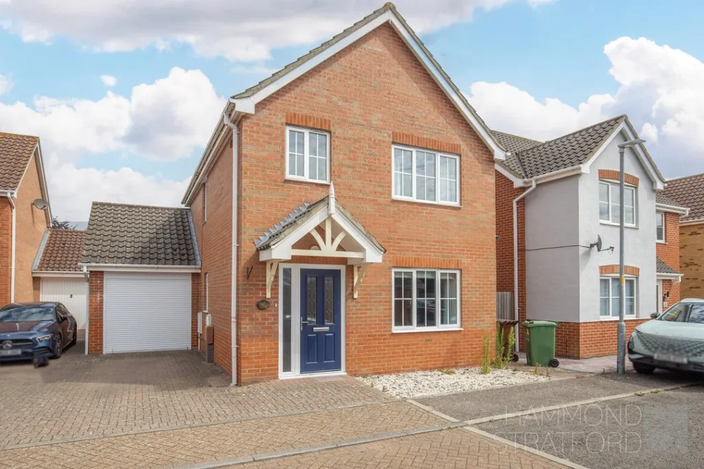 3 bed house for sale, Balmoral Close, Attleborough
