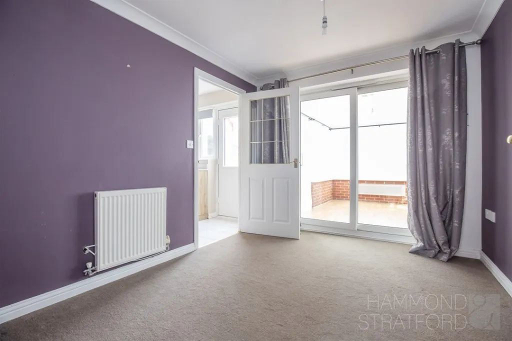 Balmoral Close, Attleborough, photo 6