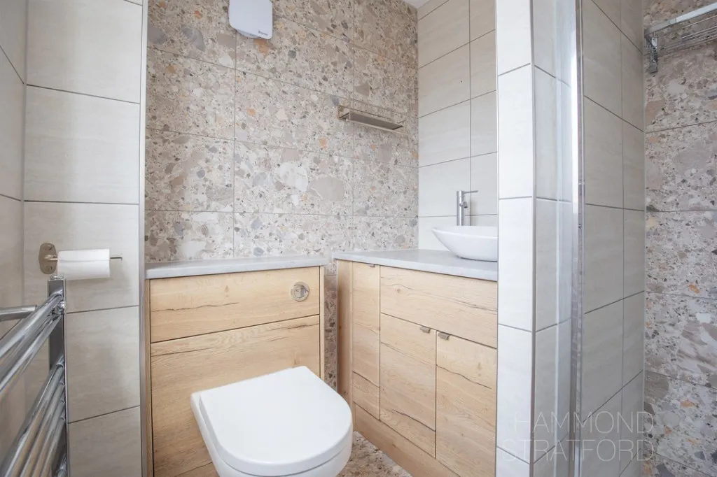 Balmoral Close, Attleborough, photo 14