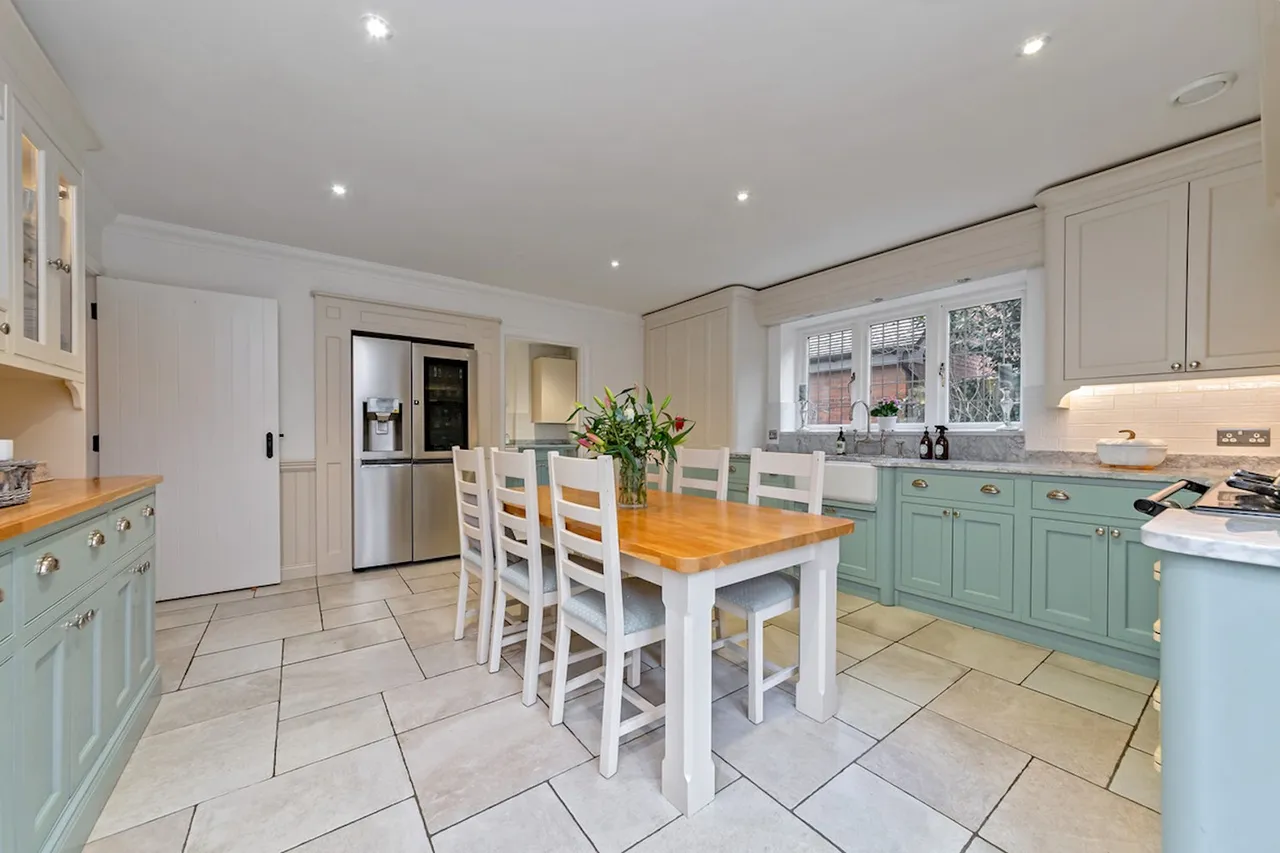 Thirlby Lane, Shenley Church End, photo 14