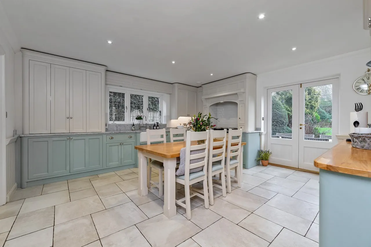 Thirlby Lane, Shenley Church End, photo 13
